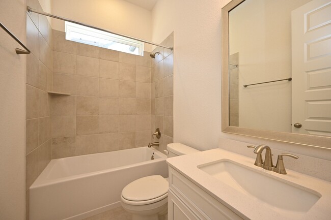 Building Photo - 4112 Farm Holw St