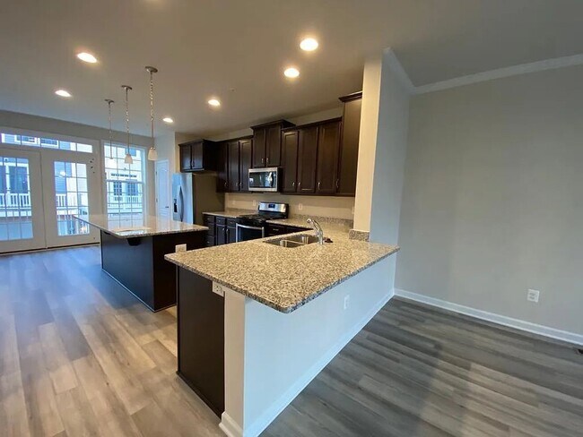 Building Photo - 3003 Osprey Way