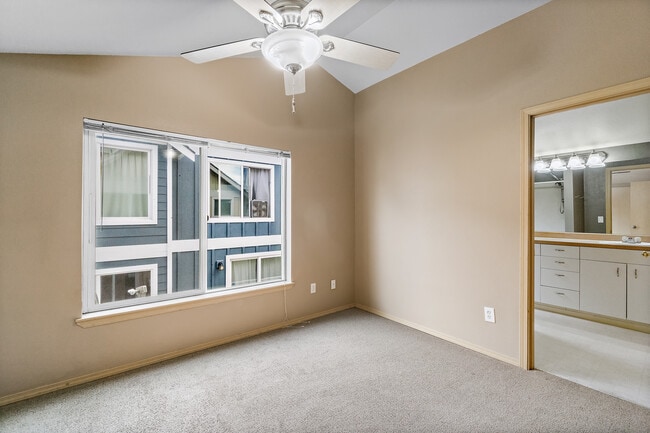 Building Photo - 8619 Delridge Way SW