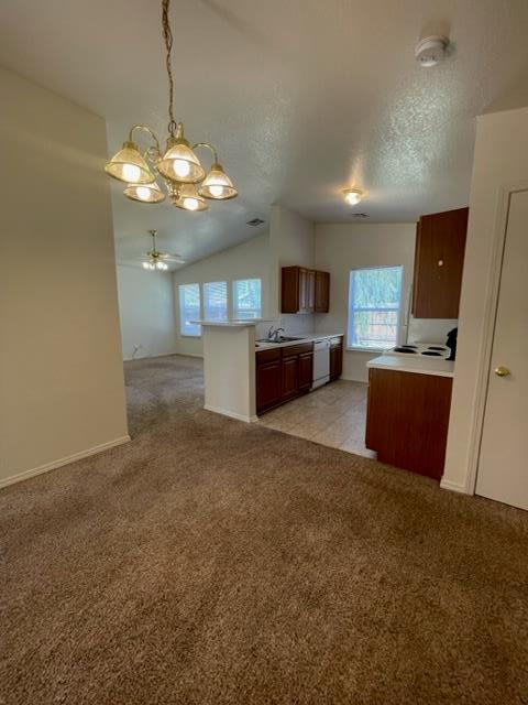 Building Photo - 421 Poppy Ln