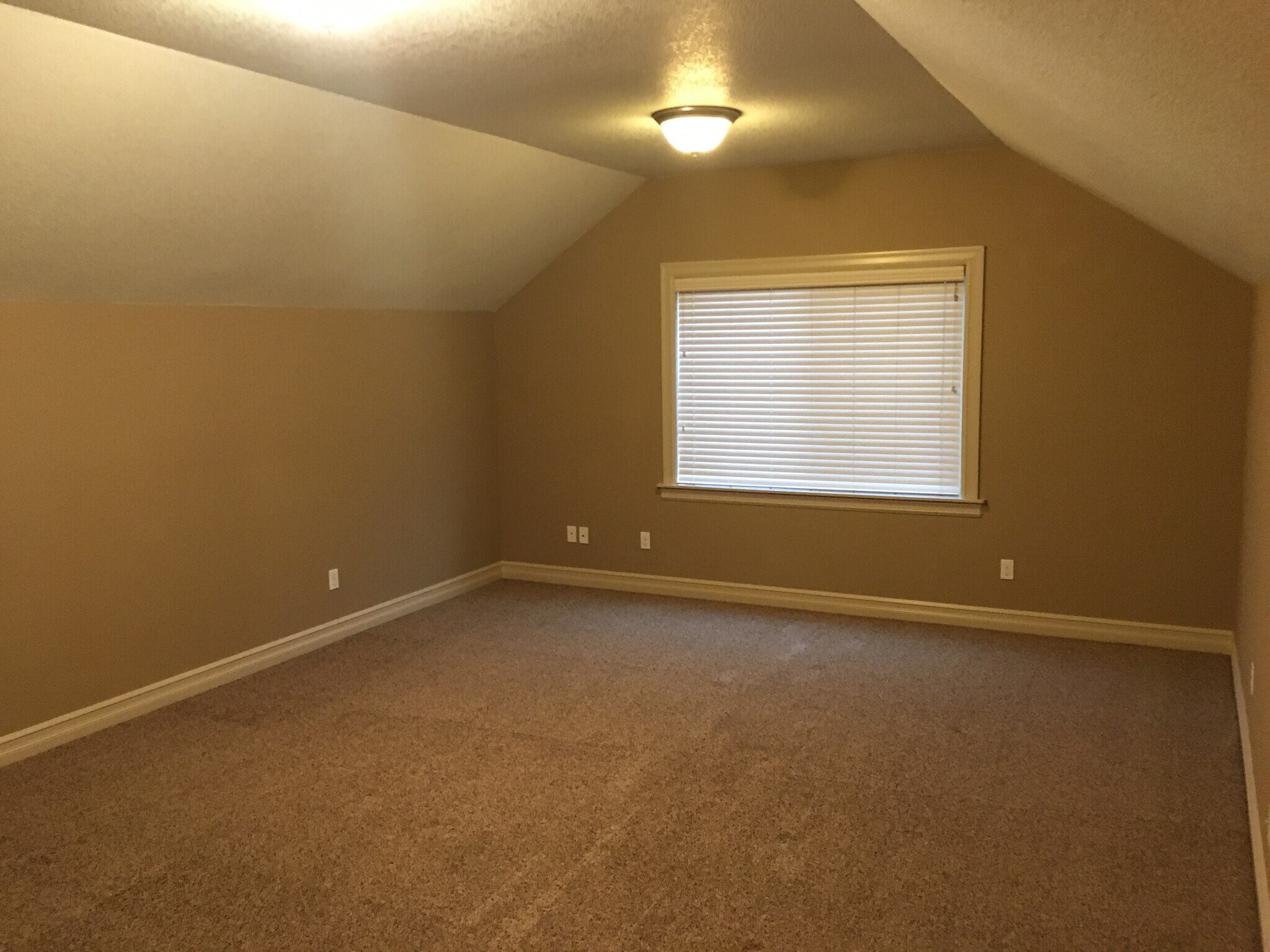 upstairs bedroom 1 - 2060 SW Kendra St