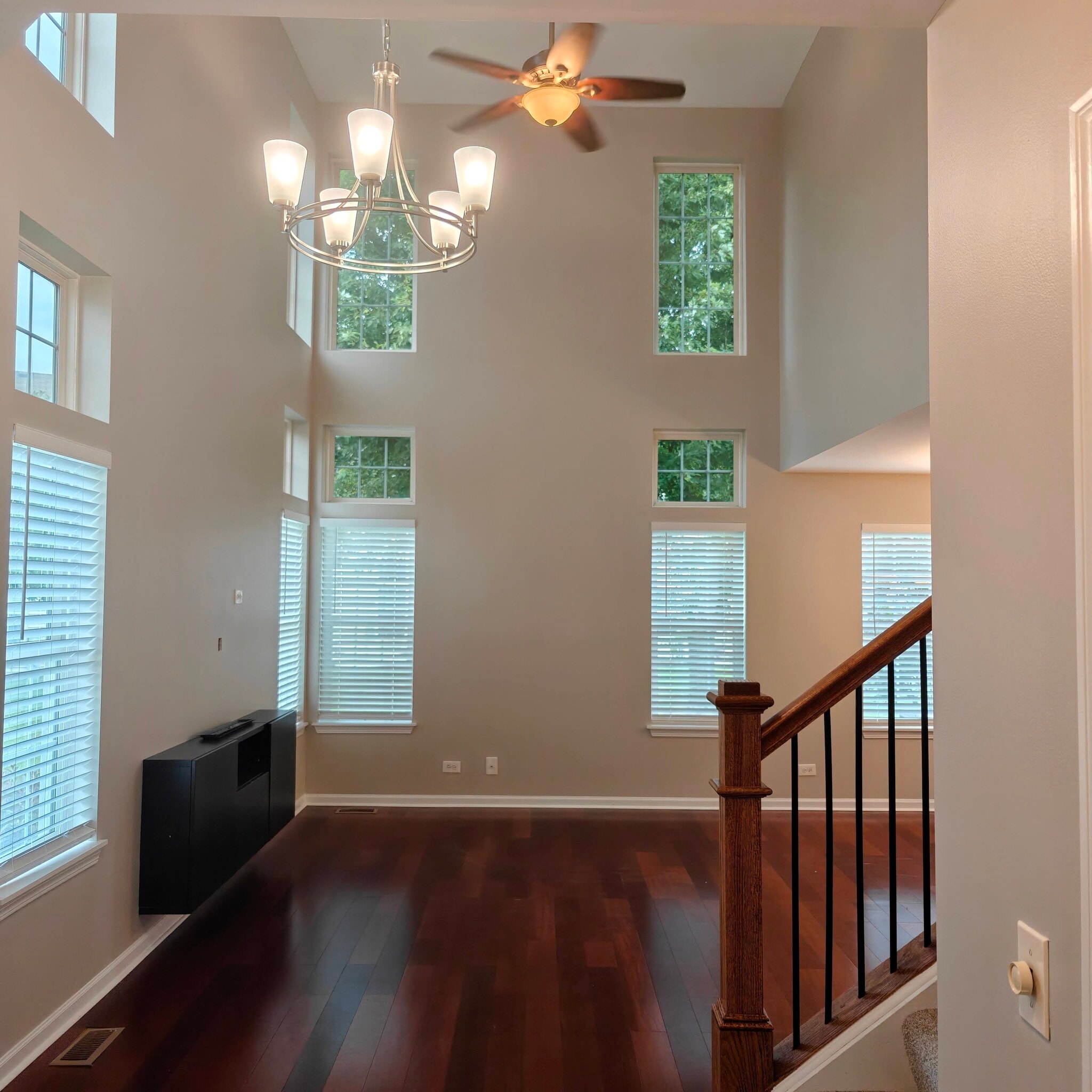 Living Room from Entrance - 1967 Waverly Way