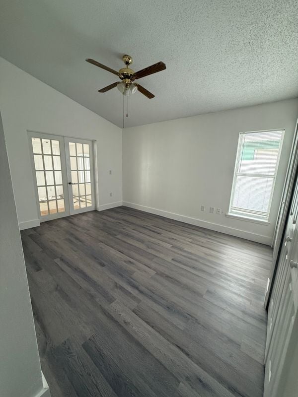 Building Photo - 6921 Long Needle Ct