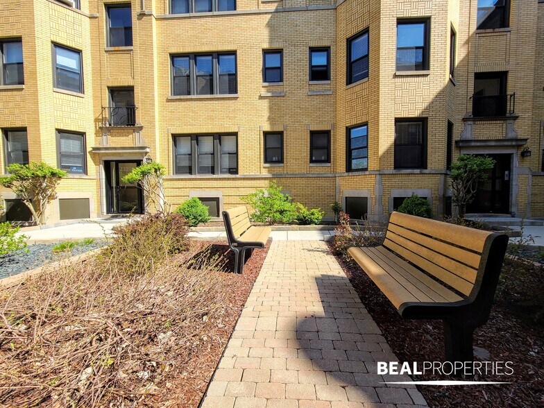 Building Photo - 2317 N Rockwell St