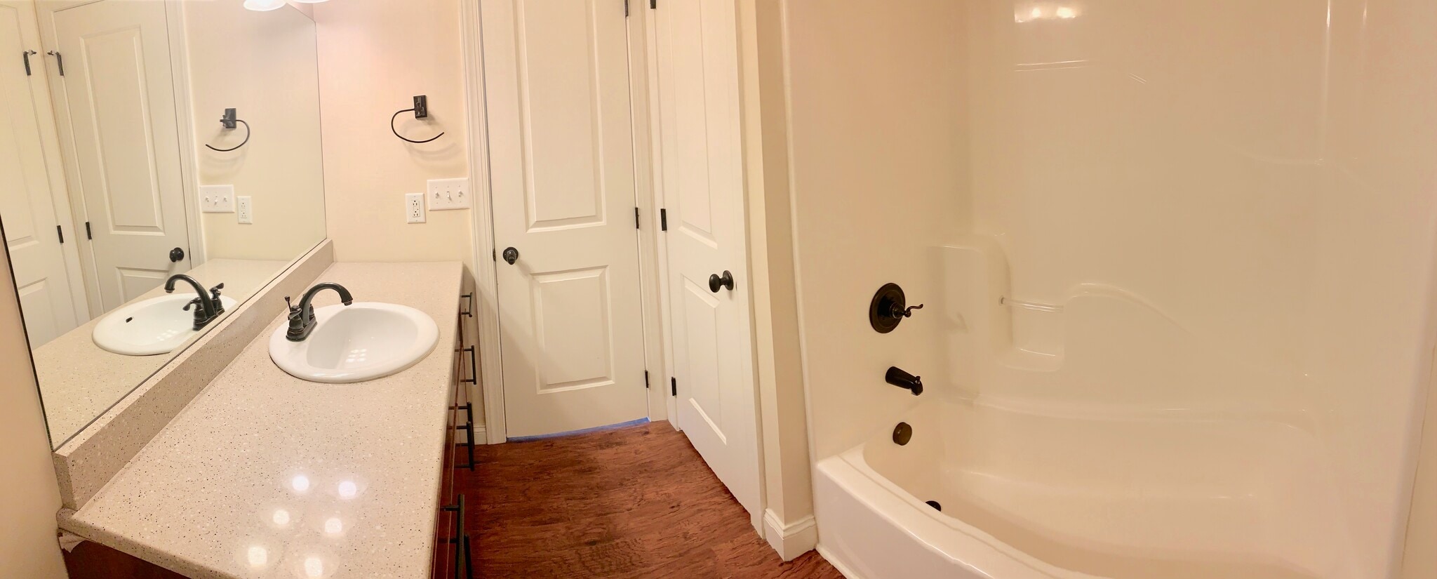 Building Photo - 405 Treyson Ln