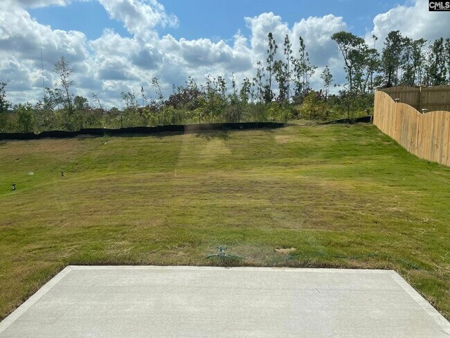 Building Photo - 372 Keeble Dr