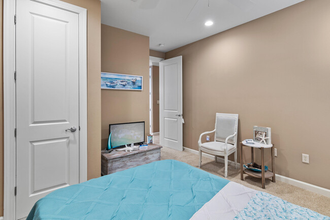 Building Photo - 154 Christian Dr