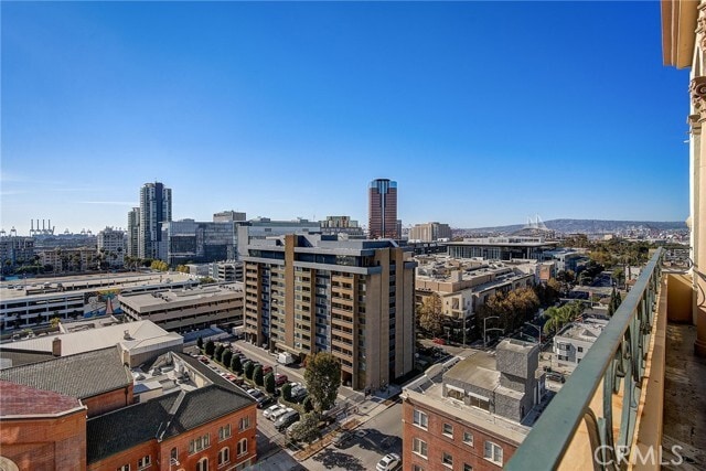 Building Photo - 315 W 3rd St