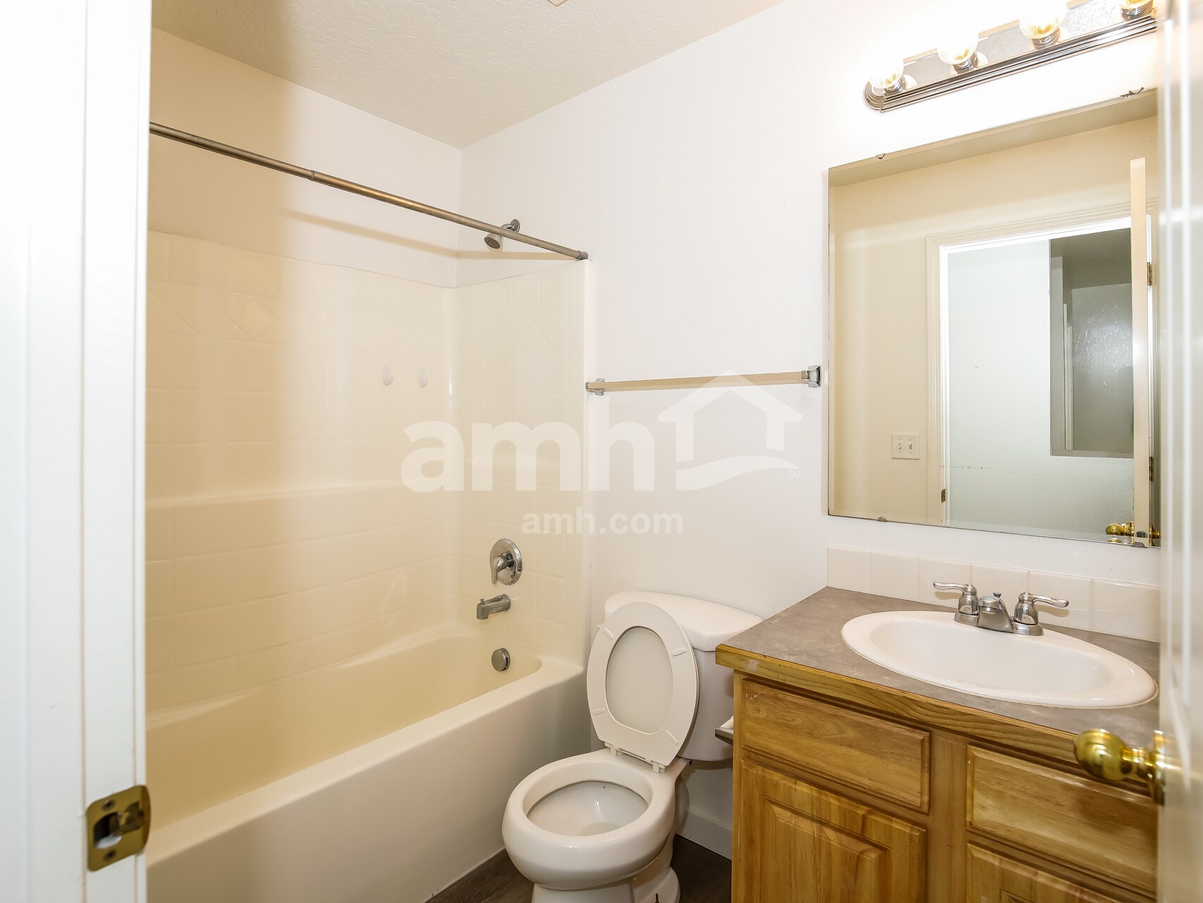 Building Photo - 12930 Hayes St