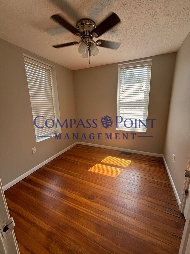 Building Photo - 170 E Loudon Ave