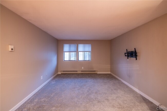 Building Photo - 705 Idlewood Blvd N