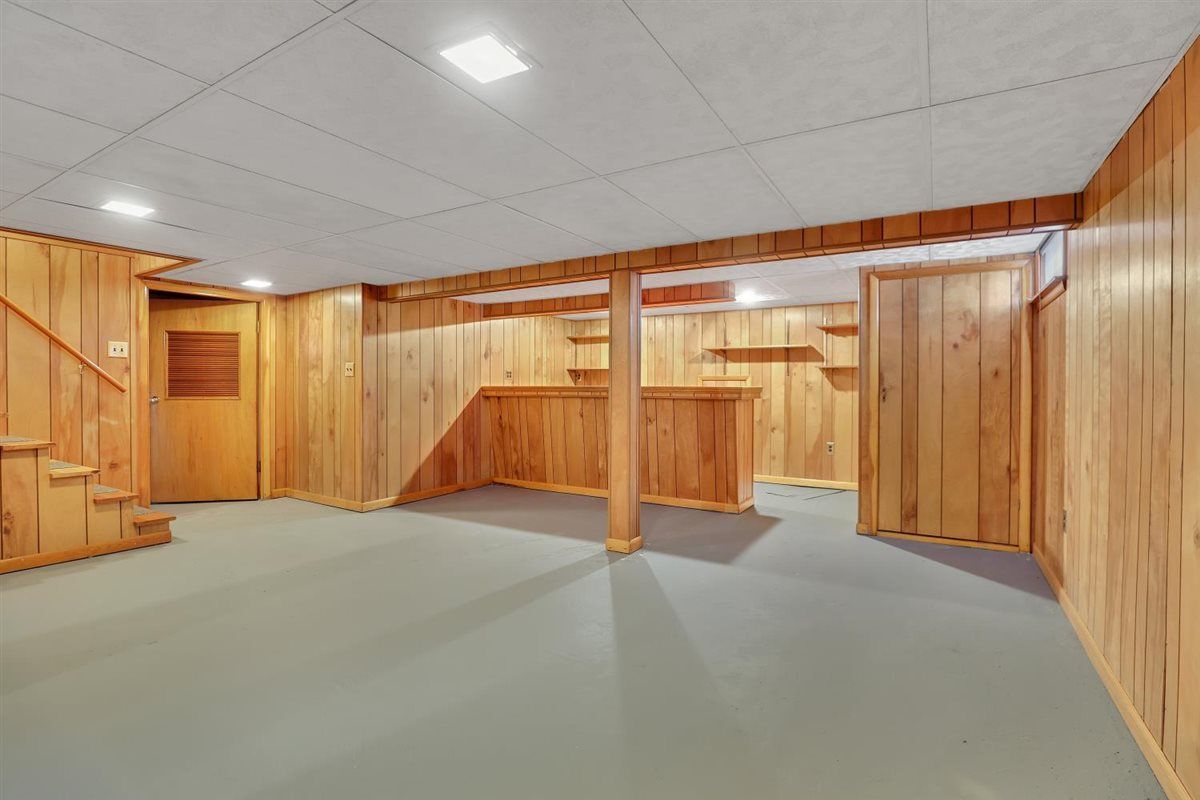 Building Photo - 57 Alanby Dr