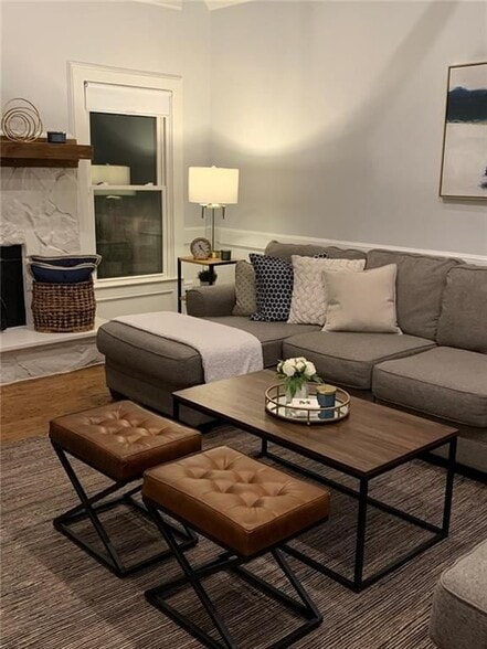 Building Photo - 1230 St Ives Ct