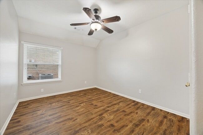 Building Photo - 11009 Collingswood Dr