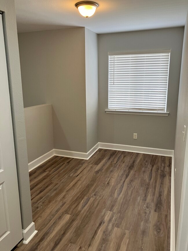 Building Photo - 113 Heyward Dr