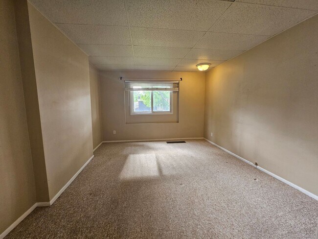 Building Photo - Highlands Adorable 1 Bedroom Apartment in ...