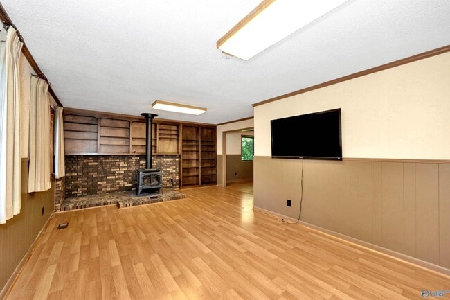 Building Photo - 286 Springhill Rd NW