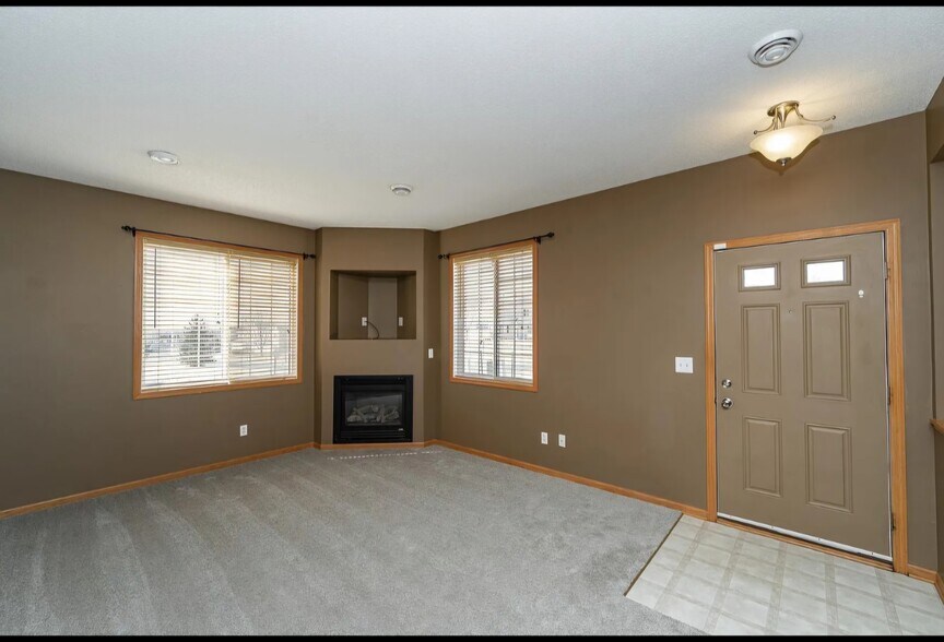 Building Photo - 6246 29th Ave NW