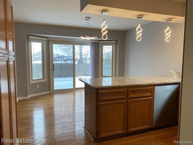 Building Photo - 28772 Wales Dr