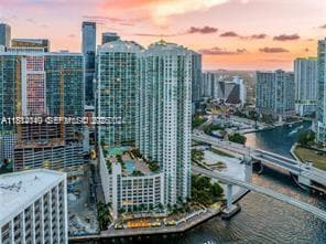 Building Photo - 31 SE 5th St