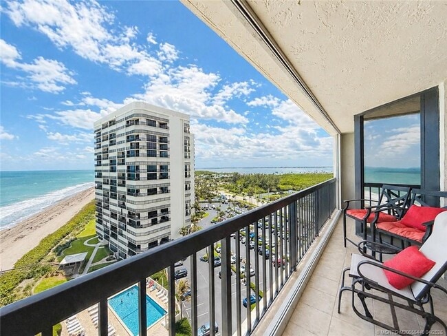 Building Photo - 9500 S Ocean Dr