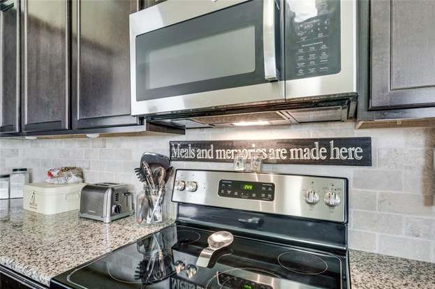 Building Photo - 255 Callaghan Dr