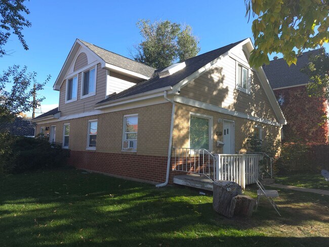 Primary Photo - 896 18th St