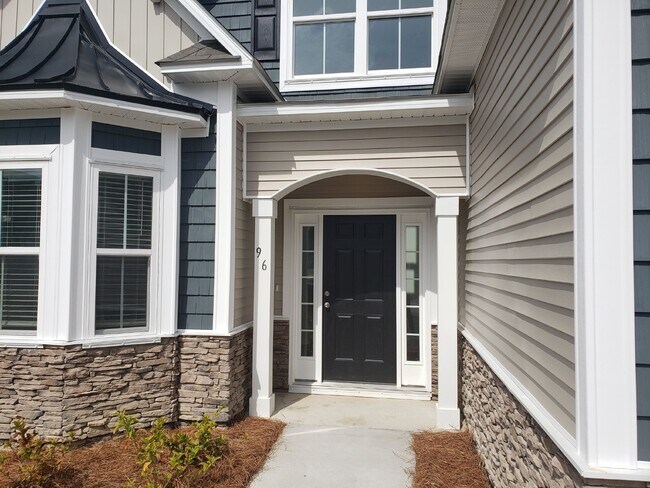 Building Photo - Stunning Home for Rent in Alston Park