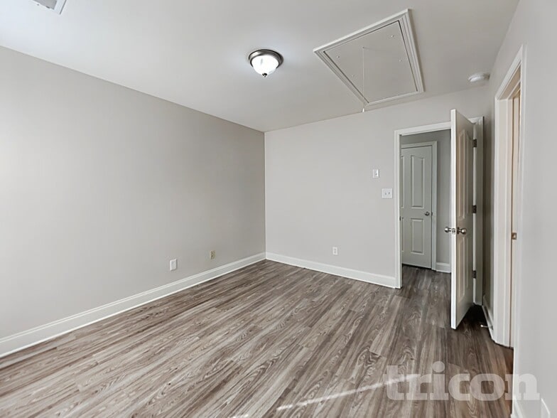 Building Photo - 4818 Samuel Richard St