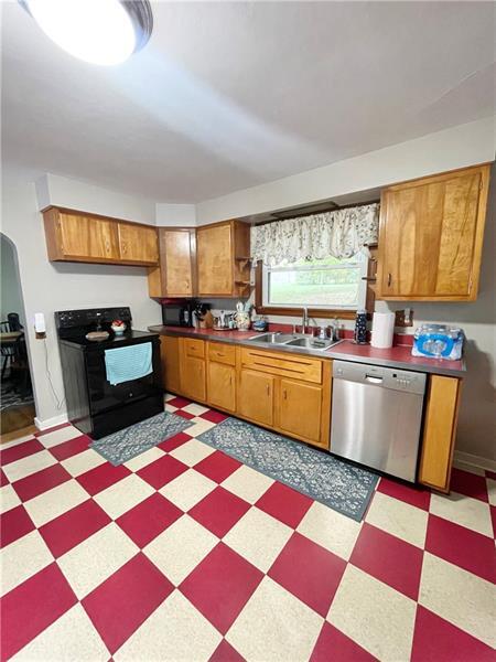 Building Photo - 454 Franklin St