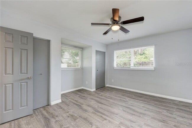 Building Photo - MOVE IN TO THIS SARASOTA HOME NOW WITH ZER...