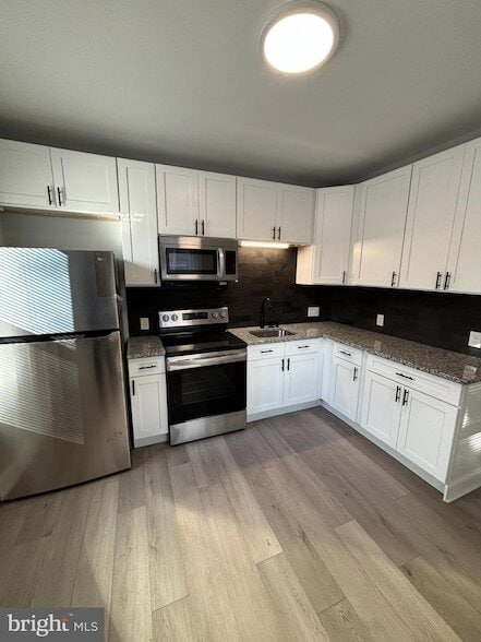 Building Photo - 318 E Marshall St