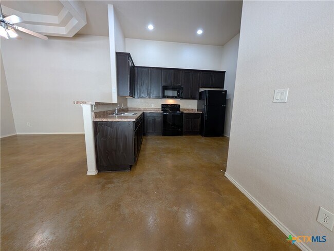 Building Photo - 208 Anne Louise Dr