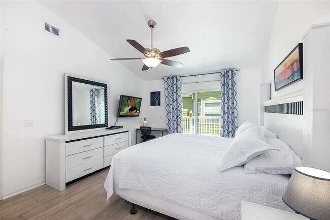 Building Photo - 8703 Knightsbridge Ct