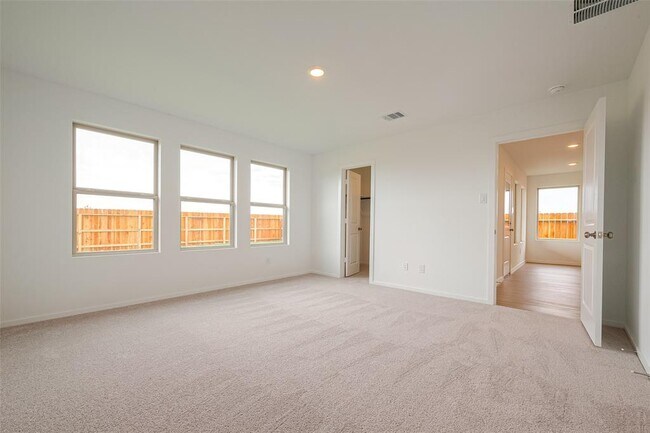Building Photo - 3106 Elm Br Dr