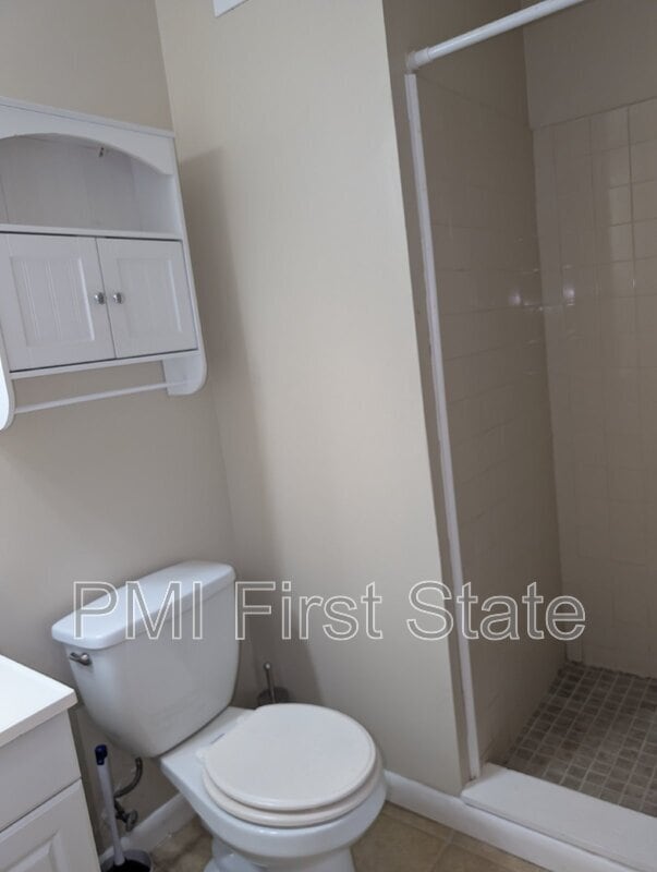 Building Photo - 1210 Chelmsford Cir