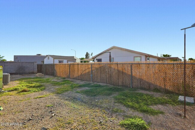 Building Photo - 17048 N 66th Terrace