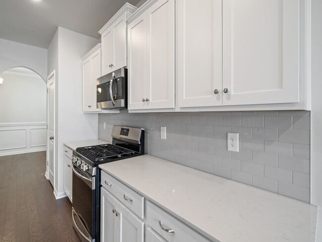 Building Photo - Beautiful Almost New Home with 5 Bedroom & 4.5 Baths