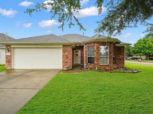 Building Photo - 4006 Raspberry Ct