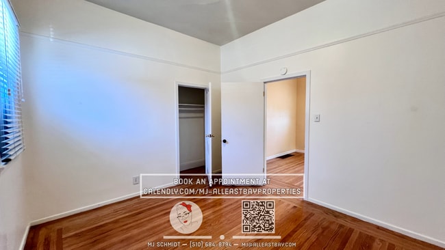 Building Photo - 1/2 Off first months Rent -4 bedroom 2 bat...
