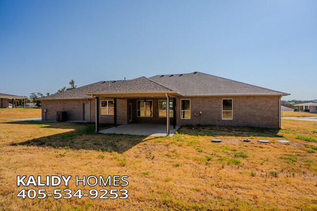 Building Photo - 1871 Kalidy Dr