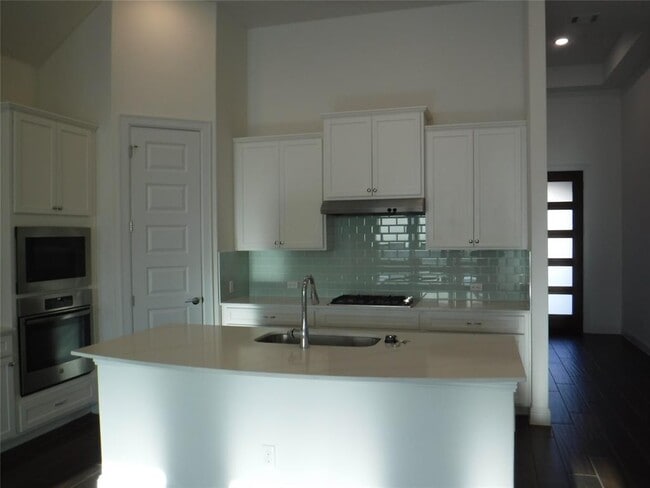 Building Photo - 17413 Casanova Ave