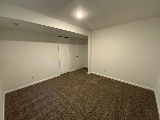 Building Photo - 201- 203 Briarcrest Ct