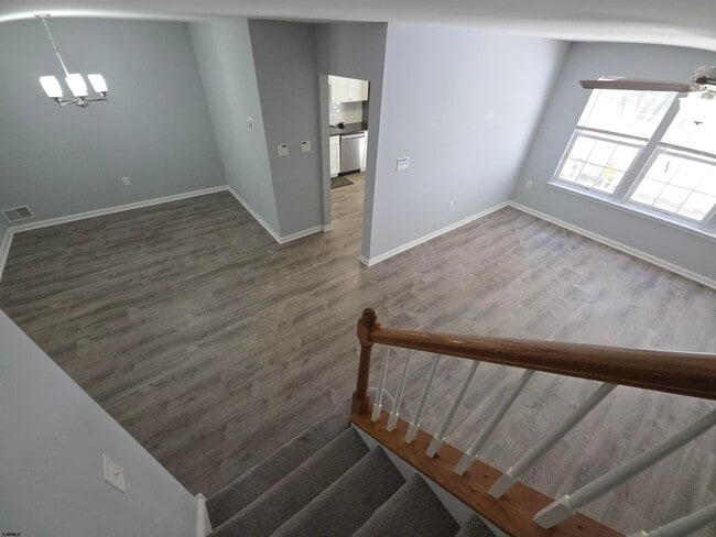 Building Photo - 2 Anchorage Ct