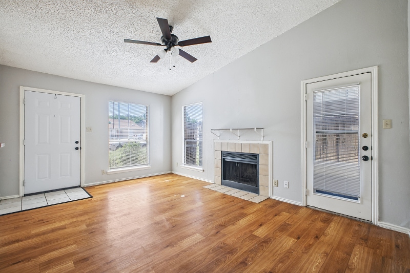 Building Photo - 5522 Lochmoor