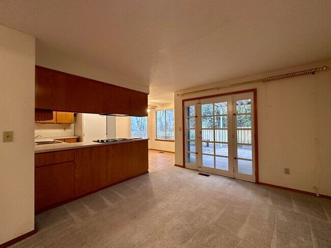 Building Photo - Bethany’s Deerfield Neighborhood – Spacious 3-Bedroom Home! | MOVE IN SPECIAL