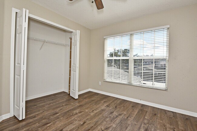 Building Photo - 1226 Sandstone Run