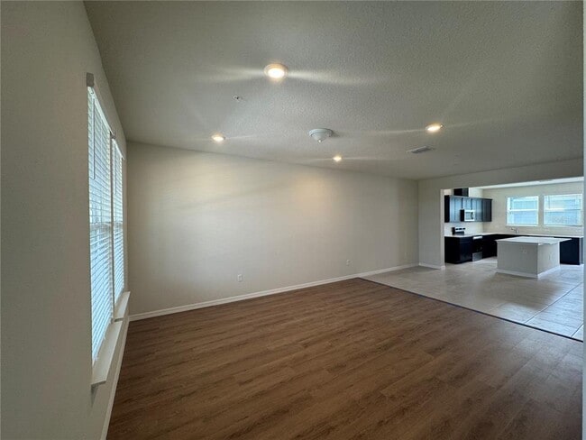 Building Photo - 4584 Maple Waltz