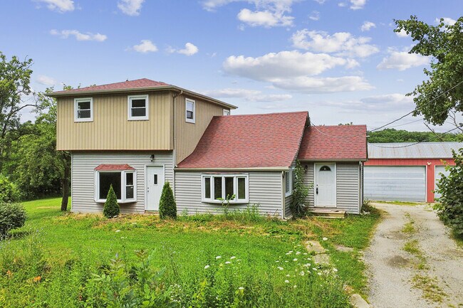 Building Photo - 15428 W 147th St