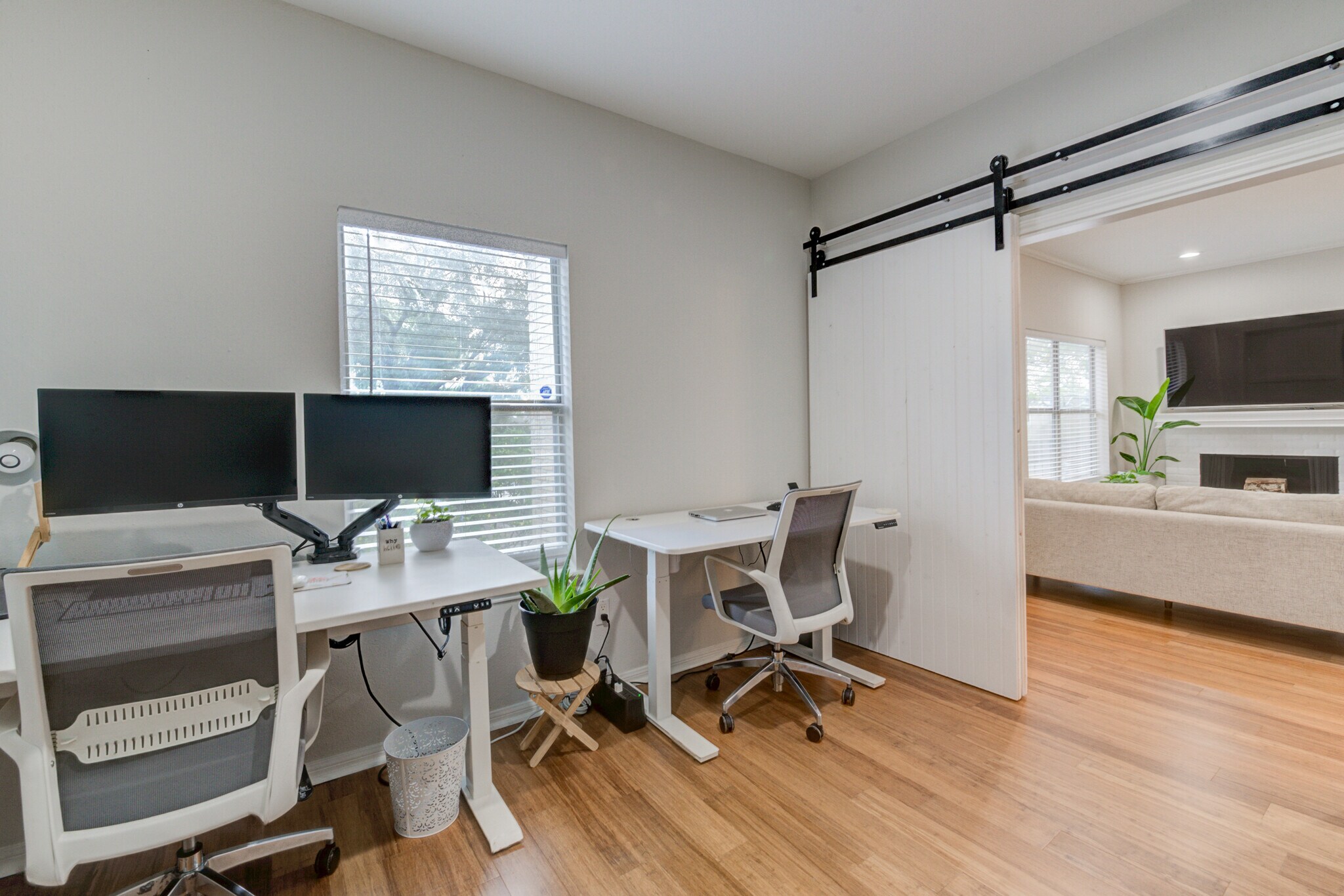 Building Photo - 704 Bering Dr